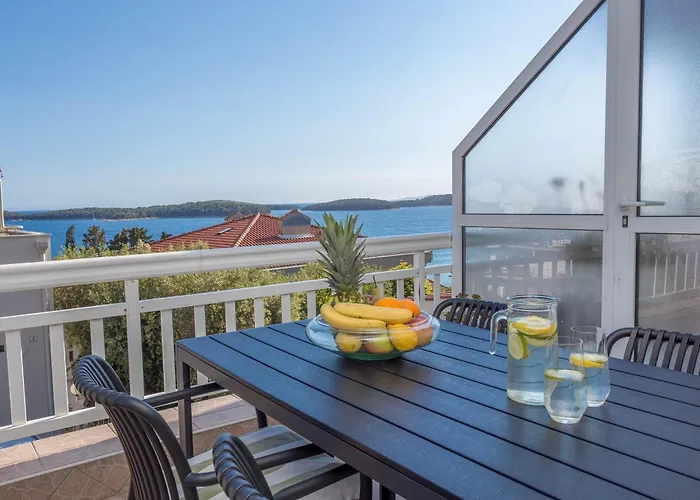 Διαμέρισμα Hvar Pavicic View *